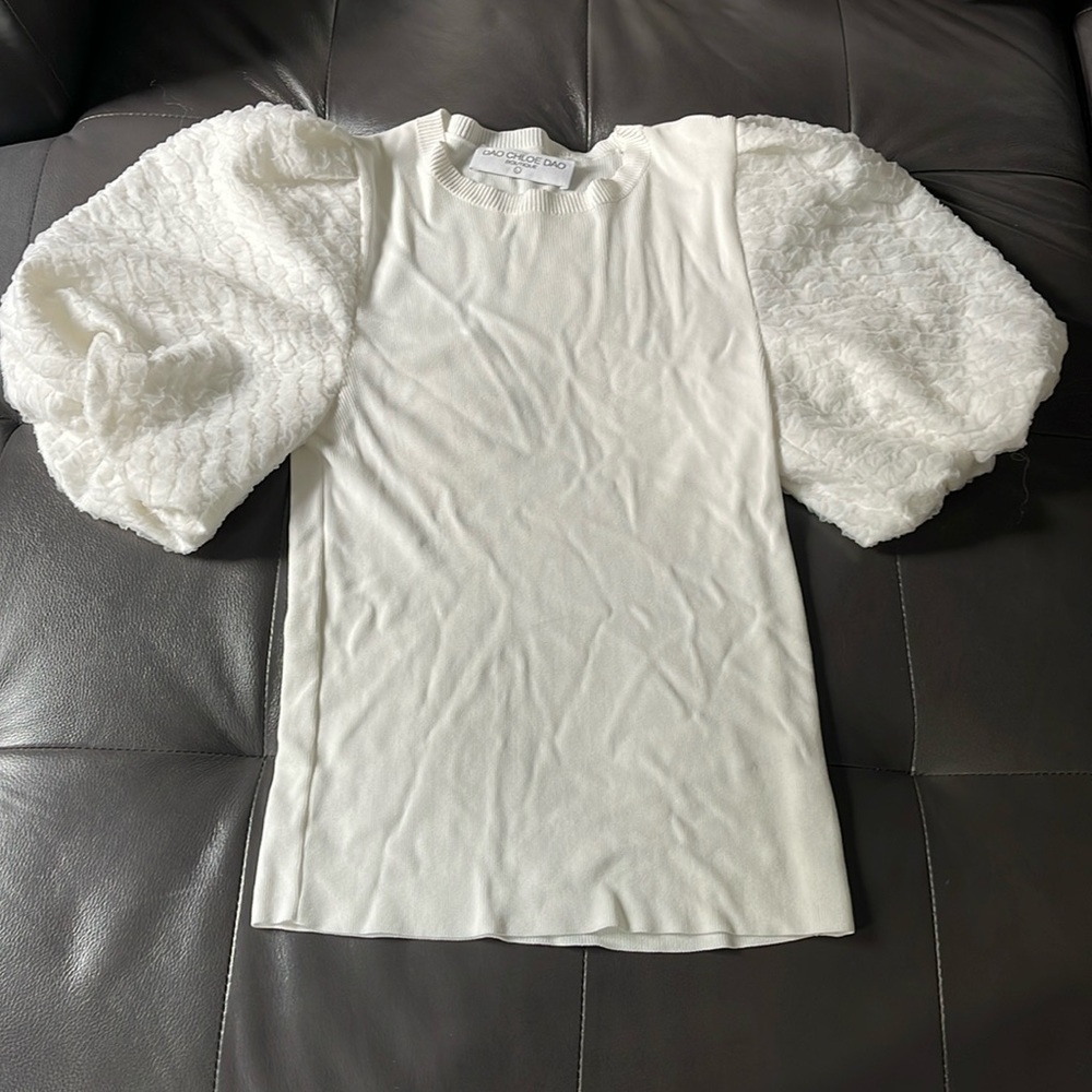 CLEARANCE 🔥🔥 
Chloe Dao white shirt sz L